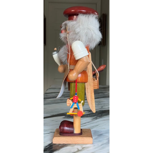 1980’s Christian Holzkunst Ulbricht Nutcracker - Toymaker / Carpenter Motif For Sale - Image 13 of 18