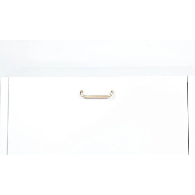 1970s American of Martinsville Nightstands - Set of 2 For Sale In Los Angeles - Image 6 of 10