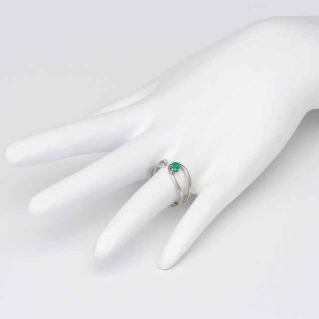 2000 - 2009 14KW Emerald(0.21) & Diamond Open Loop Ring, size 6.25 For Sale - Image 5 of 5