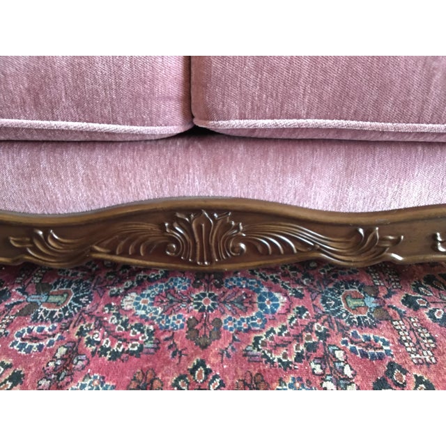 Vintage Hollywood Regency Style Carved Wood Pink Upholstered Loveseat For Sale In Los Angeles - Image 6 of 15