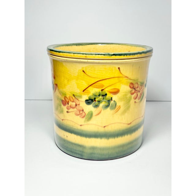 Terre e Provence Yellow & Green Earthenware Canister Crock 6 5/8” Excellent condition. No chips, cracks, or fleabites....