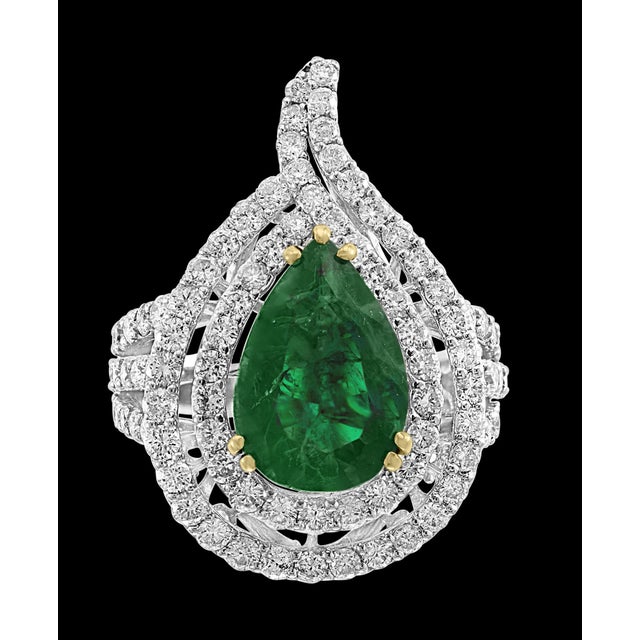 Traditional 3.93 Carat Pear Colombian Emerald and Diamond 18 Karat White Gold Ring Estate For Sale - Image 3 of 18