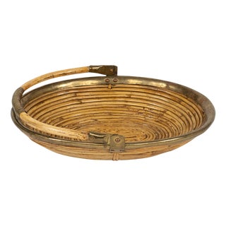 Mid-Century Modern Oval Bowl in Rattan and Brass, 1970s For Sale