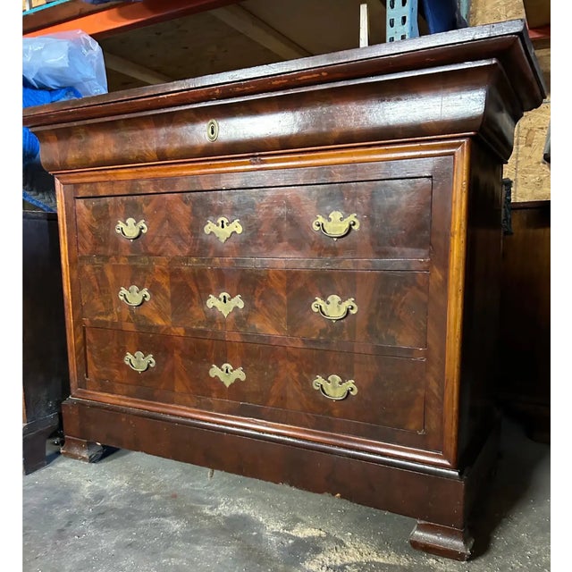French 19th Century French Louis Phillipe Chest With Book Matched Mahogany For Sale - Image 3 of 4