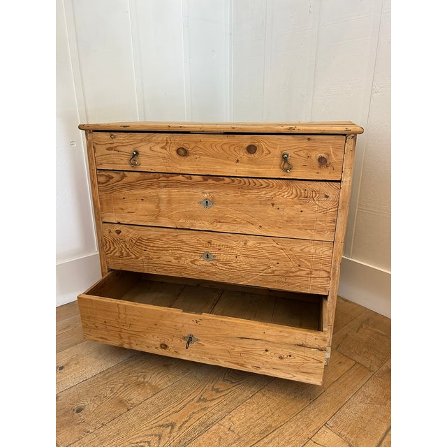 Late 18th Century Antique French Pine Four-Drawer Commode For Sale - Image 5 of 7