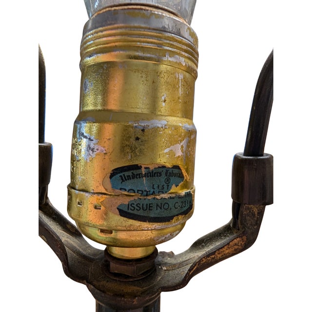 Vintage Pressed Glass Diamond-Point Brass Table Lamp, Leviton Socket For Sale - Image 16 of 16