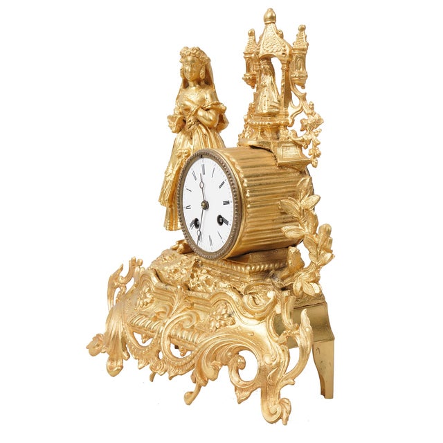 French Antique 19th-Century French Gilt Metal Figural Mantel Clock (Circa 1880s) For Sale - Image 3 of 4