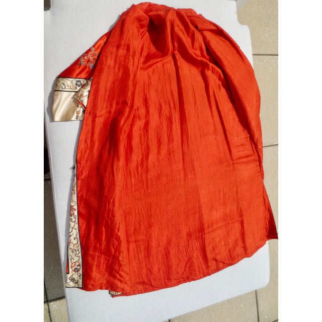 Vintage Chinese Silk Robe 20th Century For Sale - Image 13 of 16