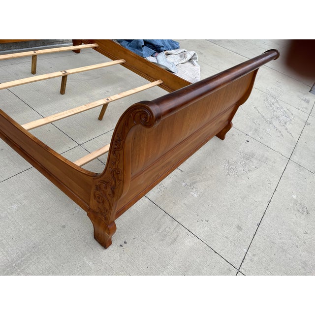 Late 20th Century Vintage Ethan Allen Carved Sleigh Bed Queen Size