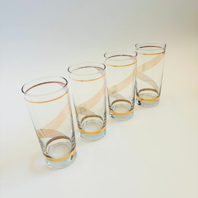 Mid-Century Modern Mid 20th Century Mid Century Modern Gold Spiral Highball Tumblers - Set of 4 For Sale - Image 3 of 12