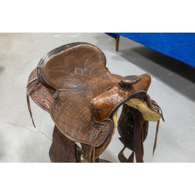 Contemporary Custom Made Whiskey Barrel Pub Table With 4 Horse Saddle Stools For Sale - Image 9 of 14