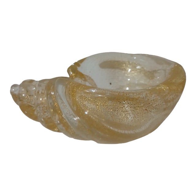 Mid 20th Century Glass Shell With Gold Flakes Styled After Italian Murano Glass For Sale