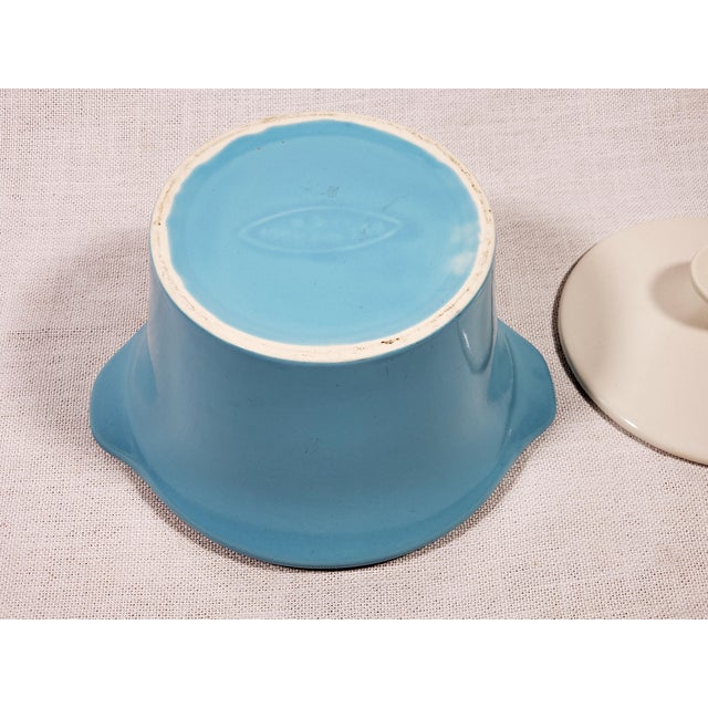 Turquoise Vintage Original Mid Century Modern Atomic Style Shawnee Pottery Casserole Dish & Lid For Sale - Image 8 of 9