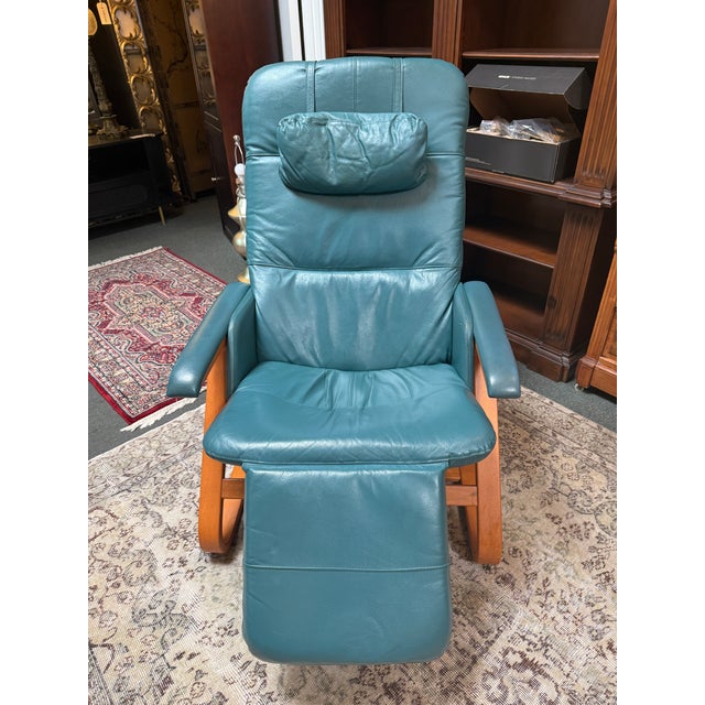 Design Plus Gallery presents the Backsaver Recliner from Nepsco. The Danish style teak bentwood frame has removable soft...