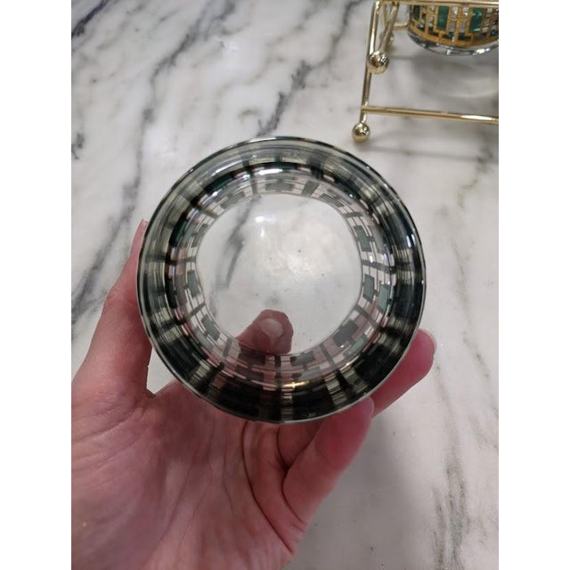 Mid-Century Emerald & Gold Tumbler Glasses With Carrier- 9 Pieces For Sale - Image 4 of 8