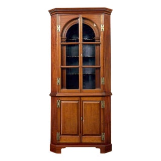 18th Century Georgian Mahogany Corner Cupboard For Sale