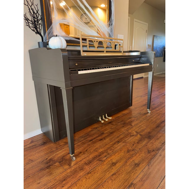 Mid-Century Modern 1957 Stunning Custom Charcoal & Gold Everett Piano | Mid-Century / Hollywood Statement Piece For Sale - Image 3 of 9