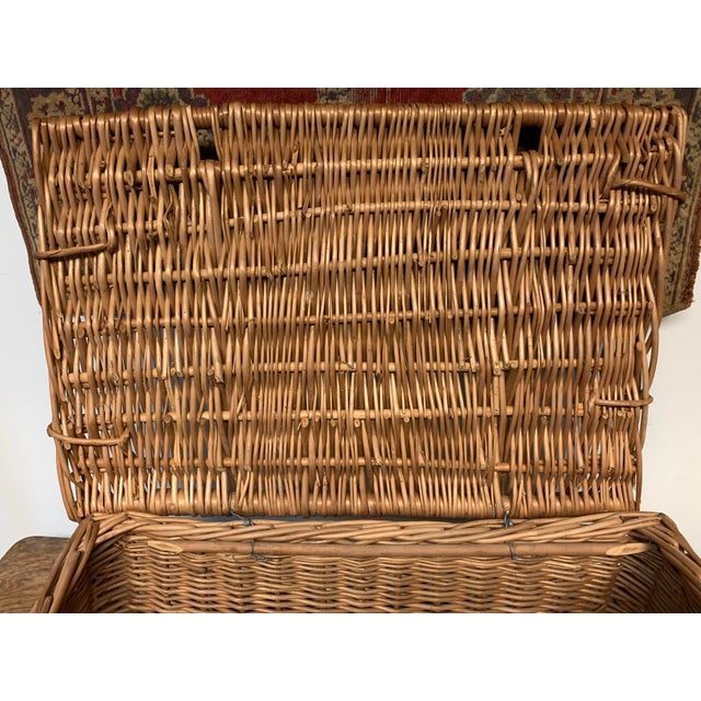 Mid 20th Century Vintage French Willow Wicker Hamper Basket #2 For Sale - Image 5 of 7