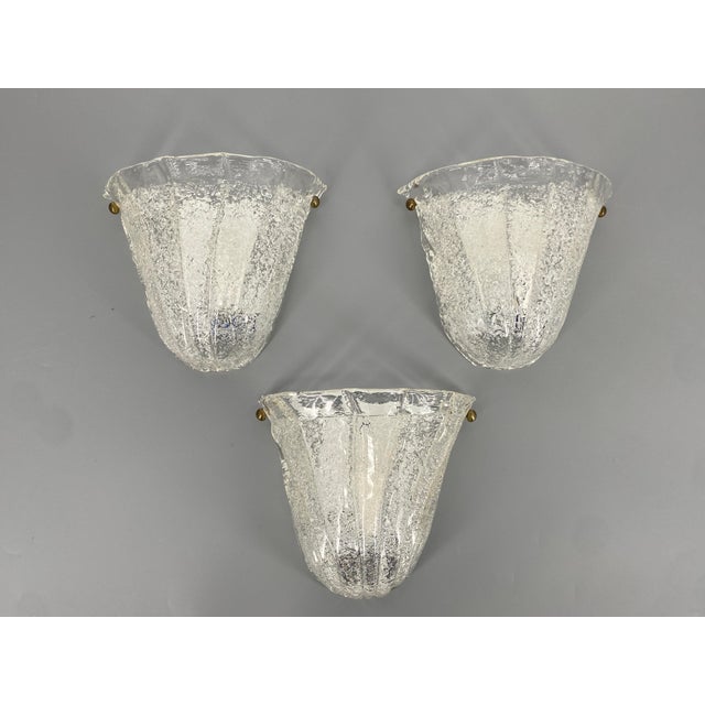 Wall Lamp with Ice Glass Structure and Murano Glass from Lucitalia, 1970s For Sale - Image 4 of 17
