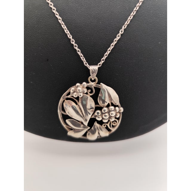 Art Deco Necklace with Amulet, Floral Hearts and Grapes in 800 Silver, 1920s For Sale - Image 3 of 6