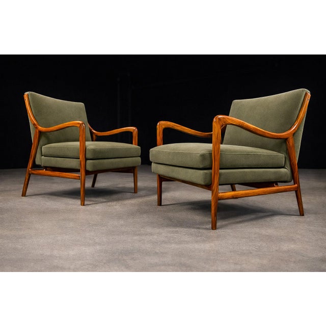 Pair of Sculptural Armchairs by Giuseppe Scapinelli in Caviúna Wood & Mohair, Brazil, 1950s For Sale In New York - Image 6 of 15