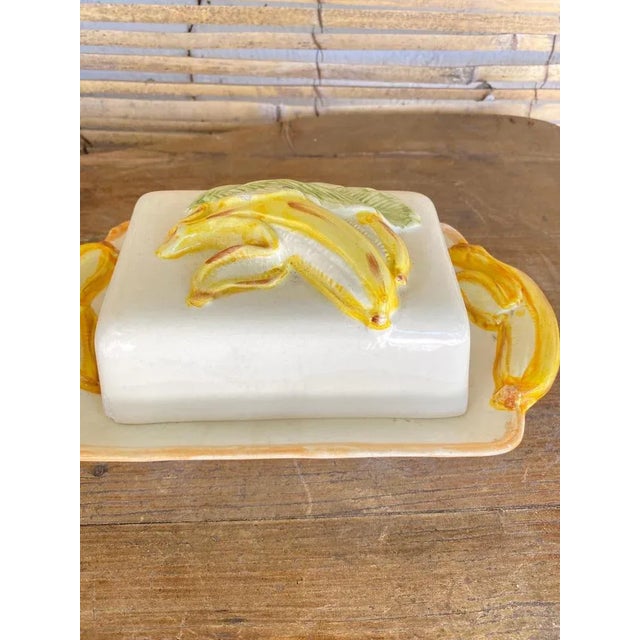 Hollywood Regency Ceramic Majolica Style Butter Dish, Portugal, 1970s For Sale - Image 3 of 11