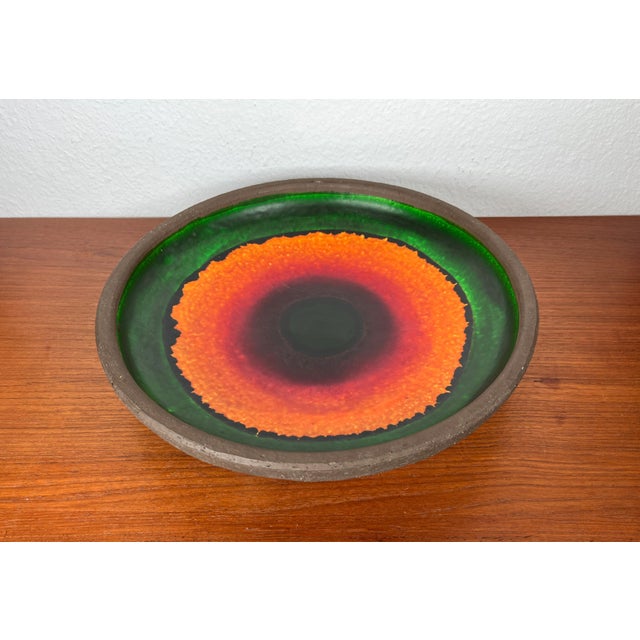 Large Mid-Century Modern Studio Pottery Bowl, 1960s For Sale - Image 4 of 18