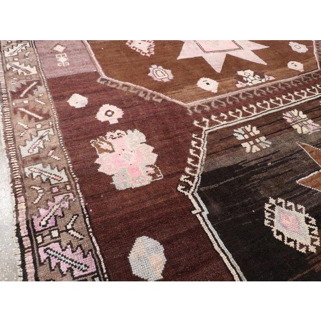 Mid 20th Century Galerie Shabab Collection Mid-20th Century Turkish Anatolian Room Size Carpet For Sale - Image 5 of 10