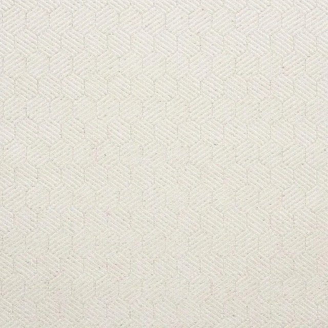 Sample - Schumacher Abaco Fabric in Ivory For Sale