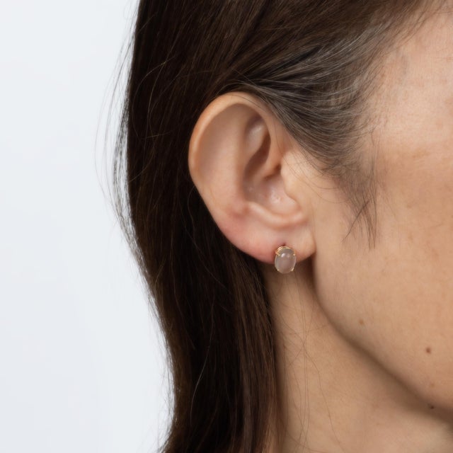 Small Oval Moonstone Stud Earrings Vintage 14k Yellow Gold Estate Fine Jewelry, A Pair For Sale - Image 4 of 4