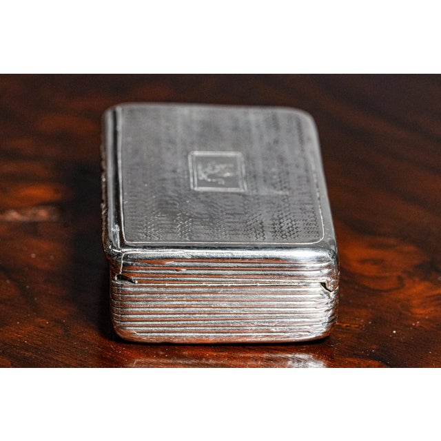 Neat English Antique Sterling Silver Table Snuff Box Lion Armorial Coat of Arms Crest Tobacciana For Sale - Image 11 of 14