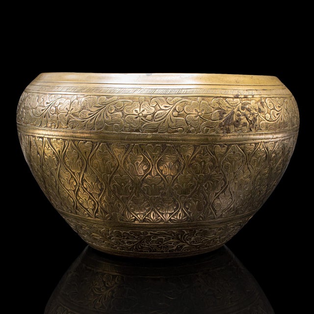 Metal Vintage Offering Bowl, South East Asian, Brass, Jardiniere Pot, Art Deco, c.1930 For Sale - Image 7 of 8