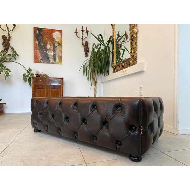 Black Chesterfield Coffee Table in Leather For Sale - Image 8 of 11