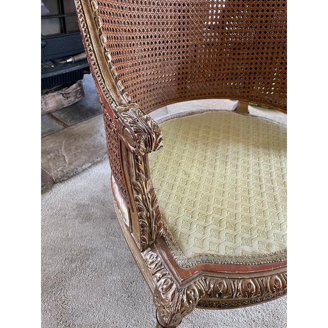 1950s Antique Louis XV Style Gilded Cane Bergère Chair – Post‑1950 French Provincial Elegance For Sale - Image 5 of 9