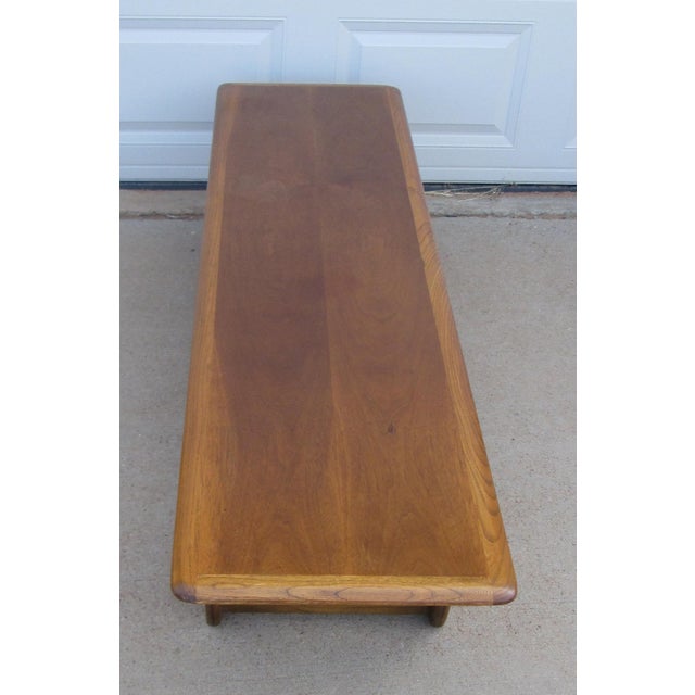 Mid 20th Century Lane Perception Coffee Table Model 908-09 For Sale - Image 13 of 18