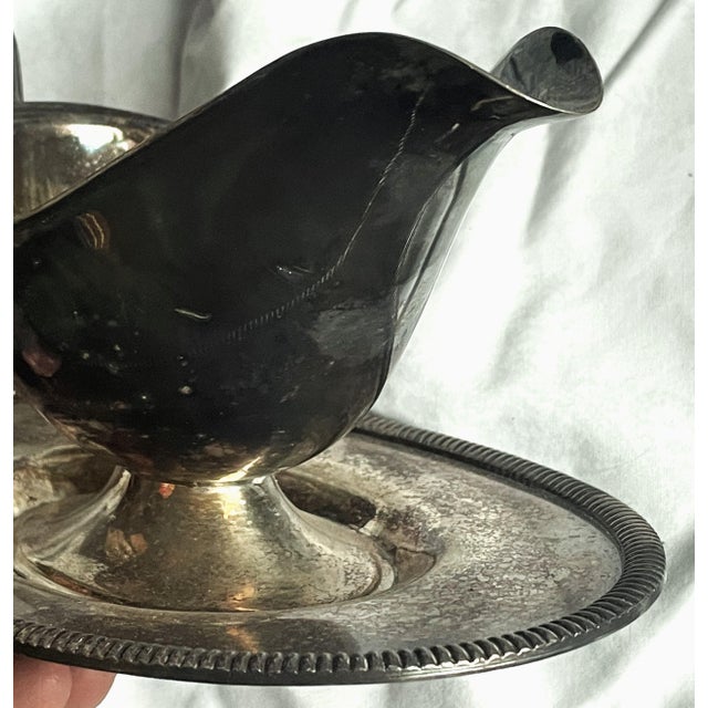 Mid 20th Century Poole Silver Co. Epns Silver Plate Gravy Boat With Attached Underplate For Sale - Image 6 of 10