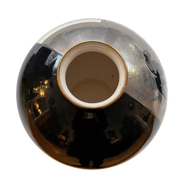 Spherical Vase with Gold Leaf and Platinum Plating in 18 Carats, France For Sale - Image 6 of 11