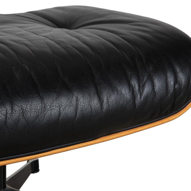 Modern Ottoman in Leather by Charles & Ray Eames for Vitra For Sale - Image 3 of 12