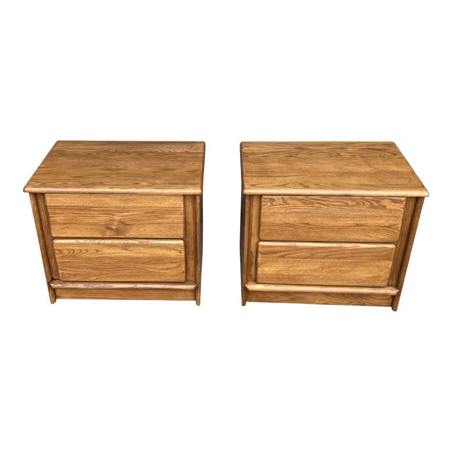 Mid-Century Modern 1980s Scandinavian-Style Solid Oak Nightstands With Two Drawers – Pair For Sale - Image 3 of 15