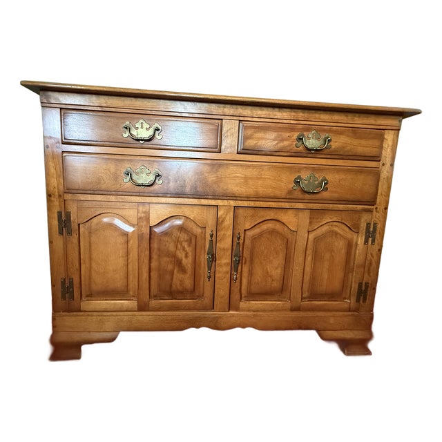 Cushman Colonial Maple Sideboard For Sale