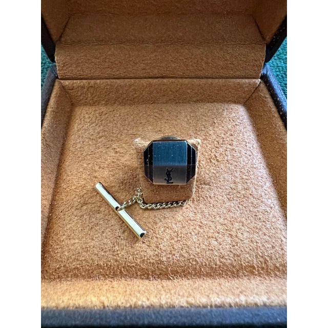 Rare Vintage Yves Saint Tie Pin, Gold Plate & Steel, logo "Circa 1990s" For Sale - Image 17 of 18