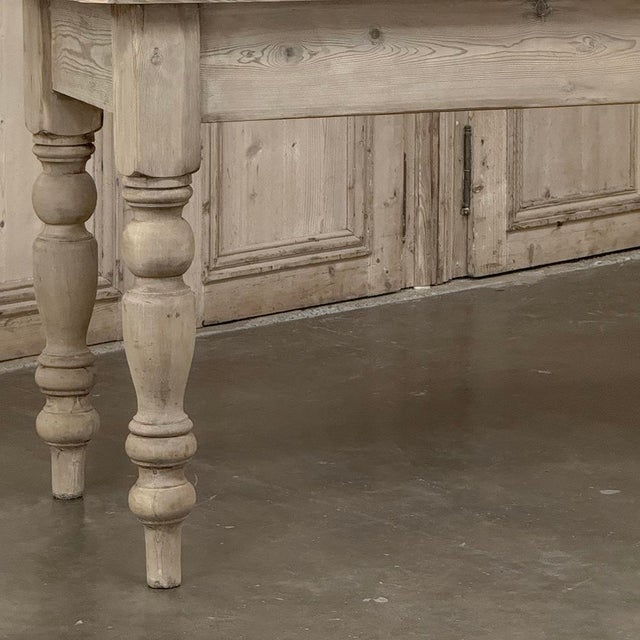 Ecru 19th Century Stripped English Pine Dining Table For Sale - Image 8 of 18