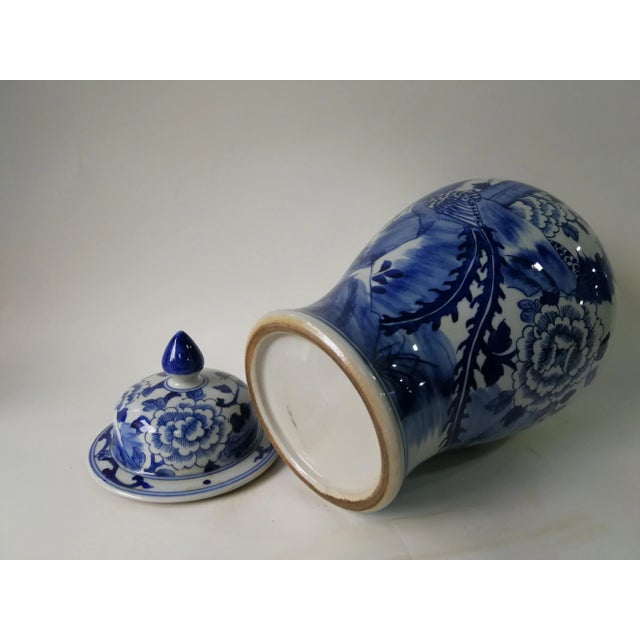 Chinese Blue and White Porcelain Ginger Jar With Birds & Flowers For Sale - Image 9 of 10