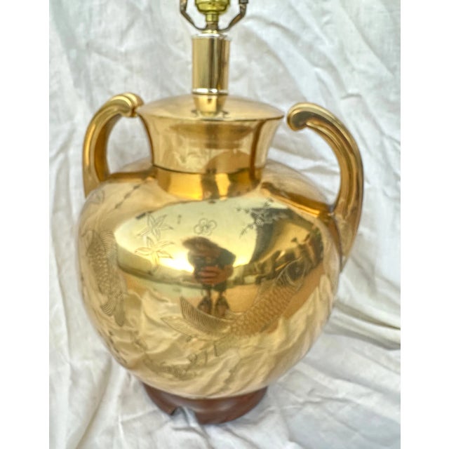 Chinoiserie Vintage Brass Chinoiserie Urn Table Lamp For Sale - Image 3 of 10