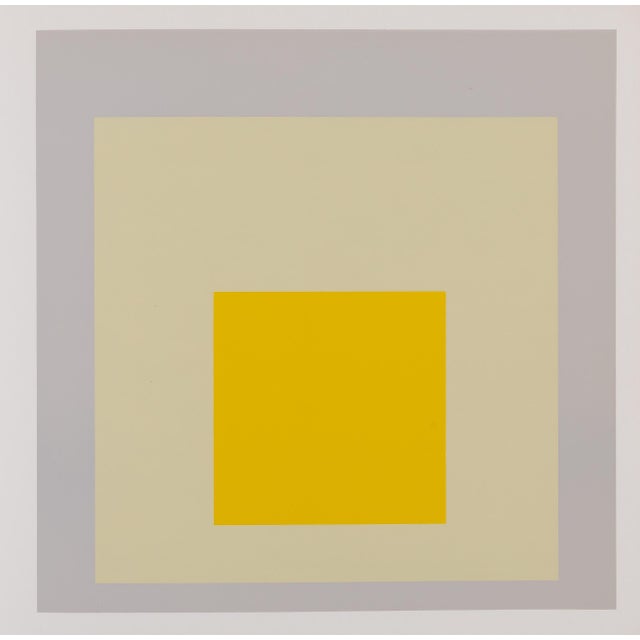Josef ALBERS (1888-1976) Homage to the square: Impact Color screen printing On vellum, 24 x 23 cm Excellent condition...