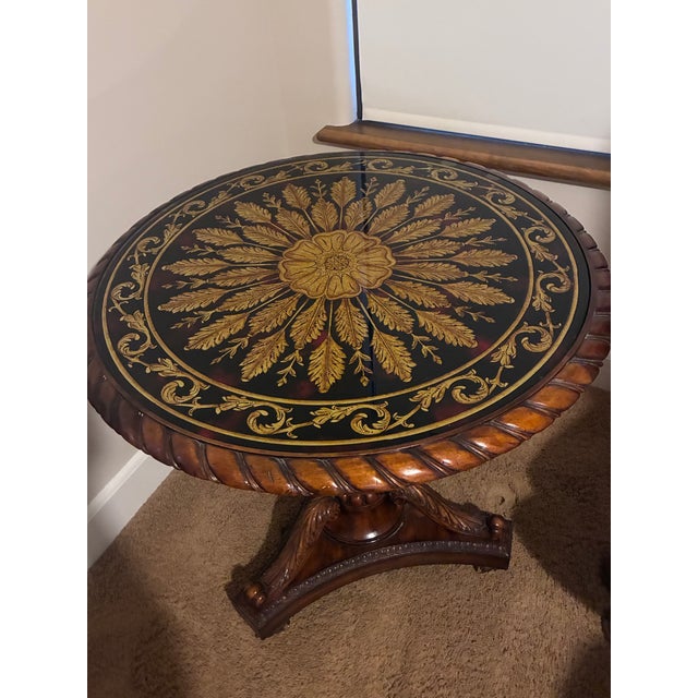 Traditional 1980s Maitland-Smith Verre Églomisé Pedestal Table With Brass Lotus Feet For Sale - Image 3 of 8