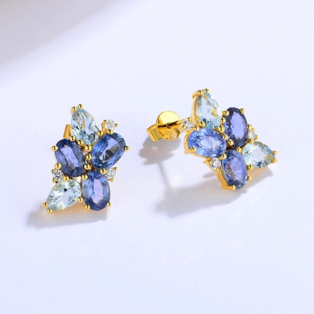 Contemporary Nina Zhou Sapphire, Aquamarine and Diamond Cluster Earrings in 14k Yellow Gold, a Pair For Sale - Image 3 of 6