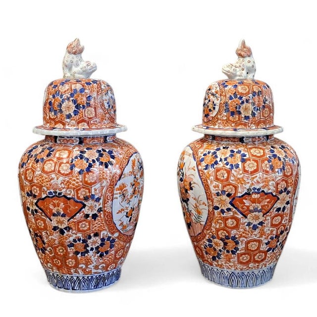 Japanese Meiji Imari Potiches, Set of 2 For Sale - Image 5 of 10