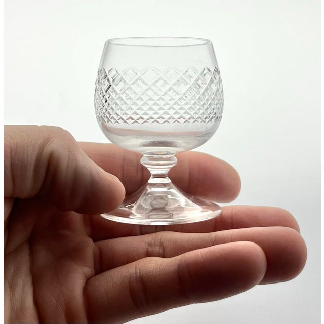 Glass 1950s AmericanMini Brandy Snifter Cognac Glasses, Criss-Cross Cuts - Set of 7 For Sale - Image 7 of 7