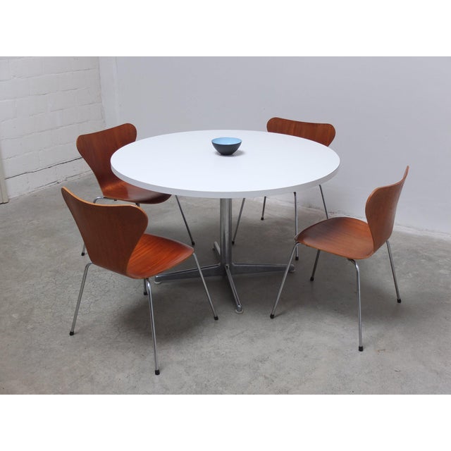 Space Age Round Dining Table, 1970s For Sale - Image 15 of 16